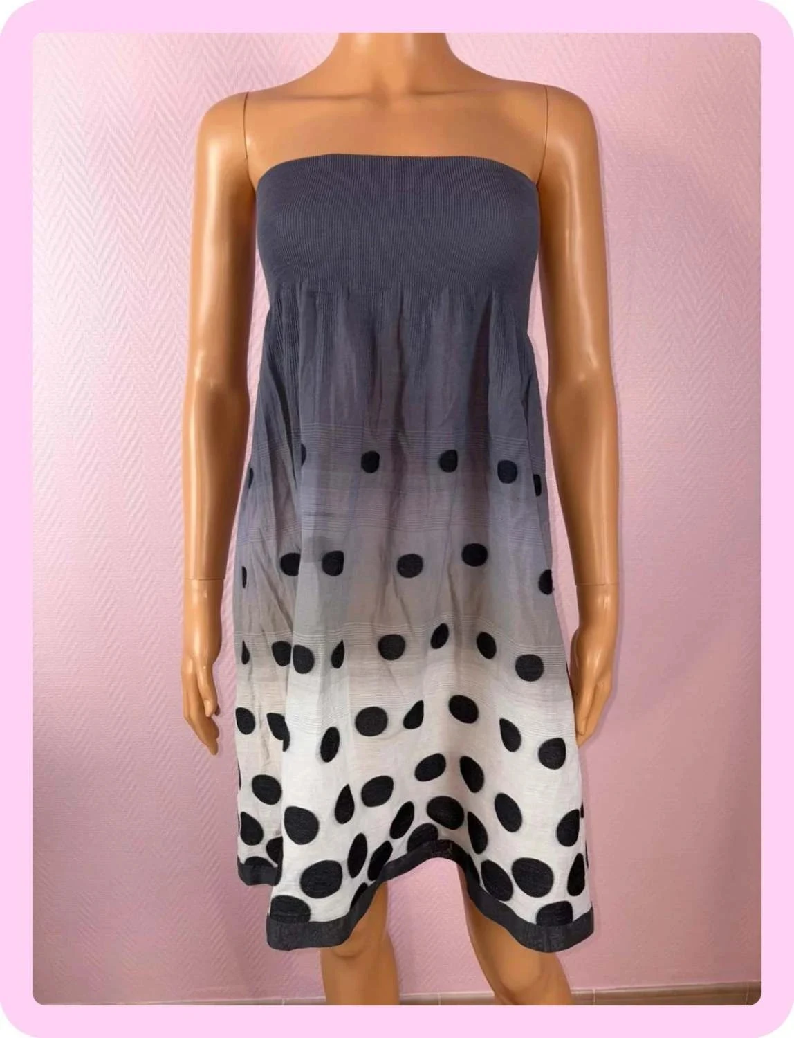 Robe Agnès b taille 1 bien lire